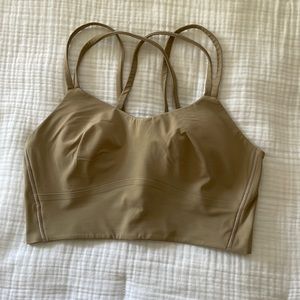 Lululemon like a cloud bra